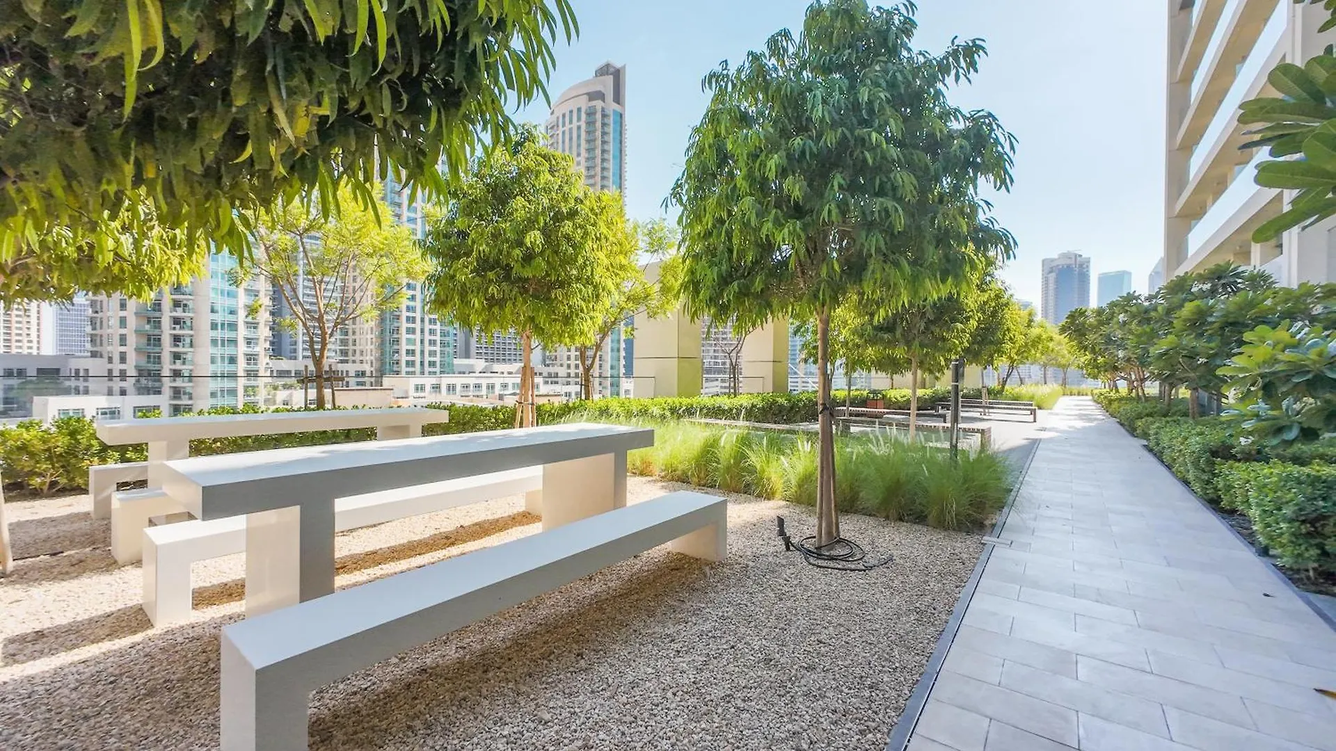Prime Downtown Location 2Br Apt Burj Royale Dubai Apartment