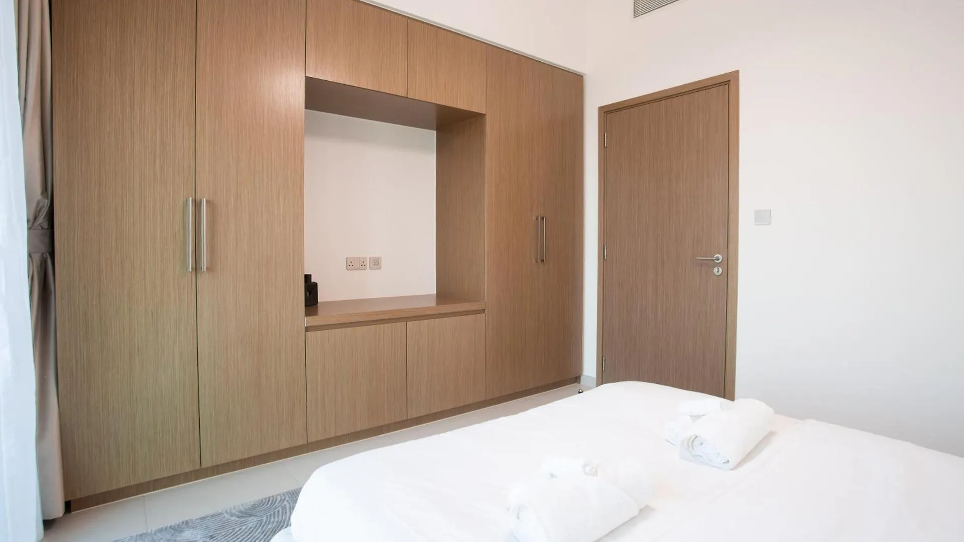 Prime Downtown Location 2Br Apt Burj Royale Dubai 0*,  United Arab Emirates